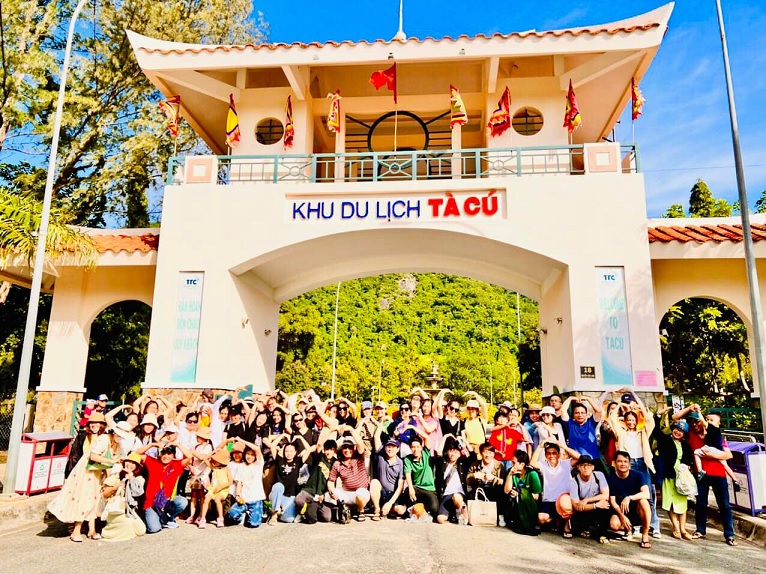 TOUR NỬA NGÀY THĂM QUAN NÚI TÀ CÚ ĐÓN KHÁCH TỪ PHAN THIẾT